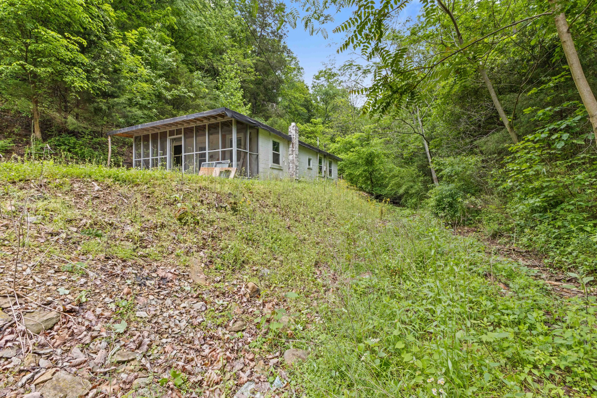 1026 Hill Road Ashland City, TN 37015 - Photo 4 of 18 Gallery Image 4