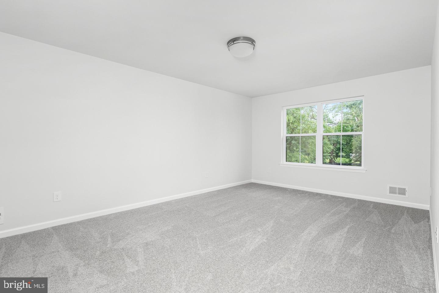 80 Taft Avenue Hamilton, NJ 08610 - Photo 19 of 27