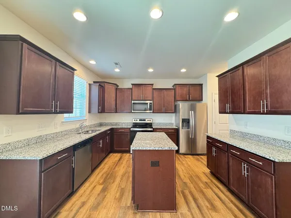 $2,095 | 247 Dando Street, Garner, NC 27529