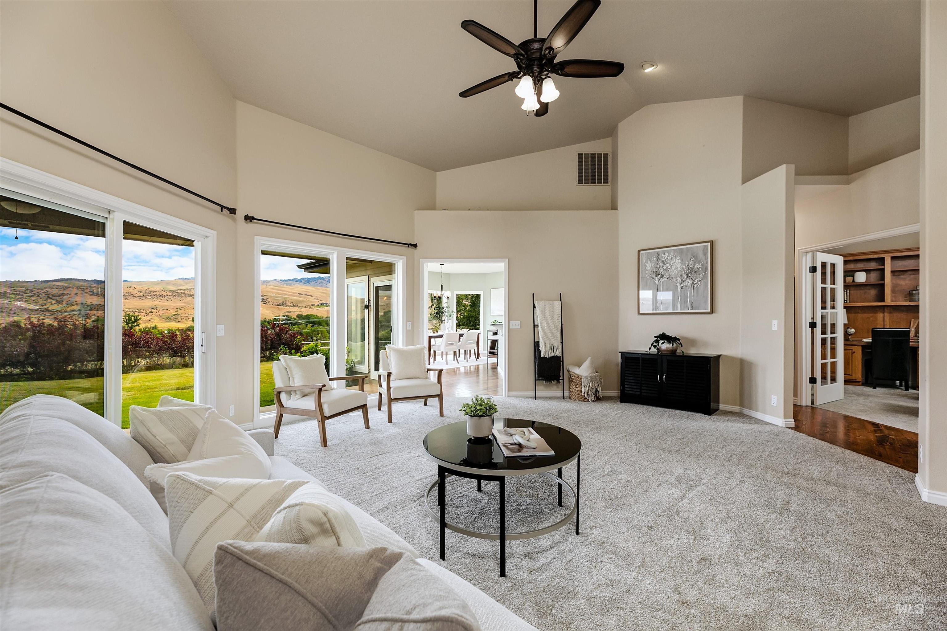 13600 North Seamans Gulch Road Boise, ID 83714 - Photo 11 of 38