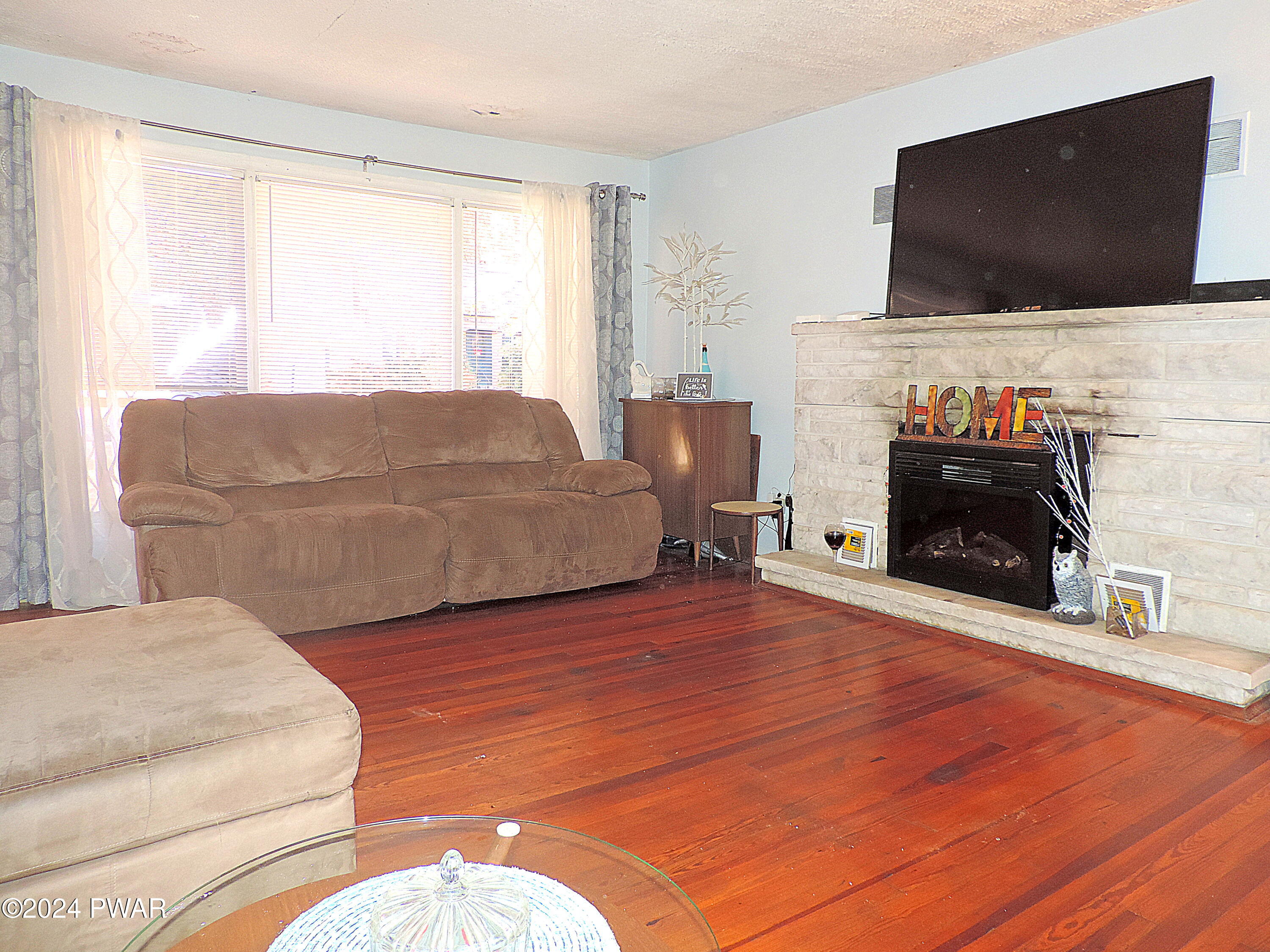 8 1st Road Hawley, PA 18428 - Photo 4 of 18