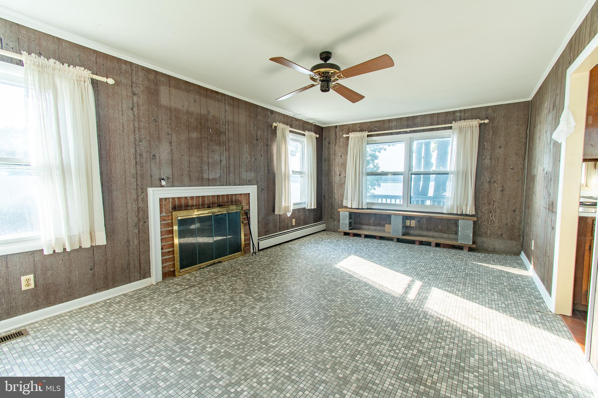 618 Pigpen Point Road Queenstown, MD 21658 - Photo 31 of 42 Family room w fireplace