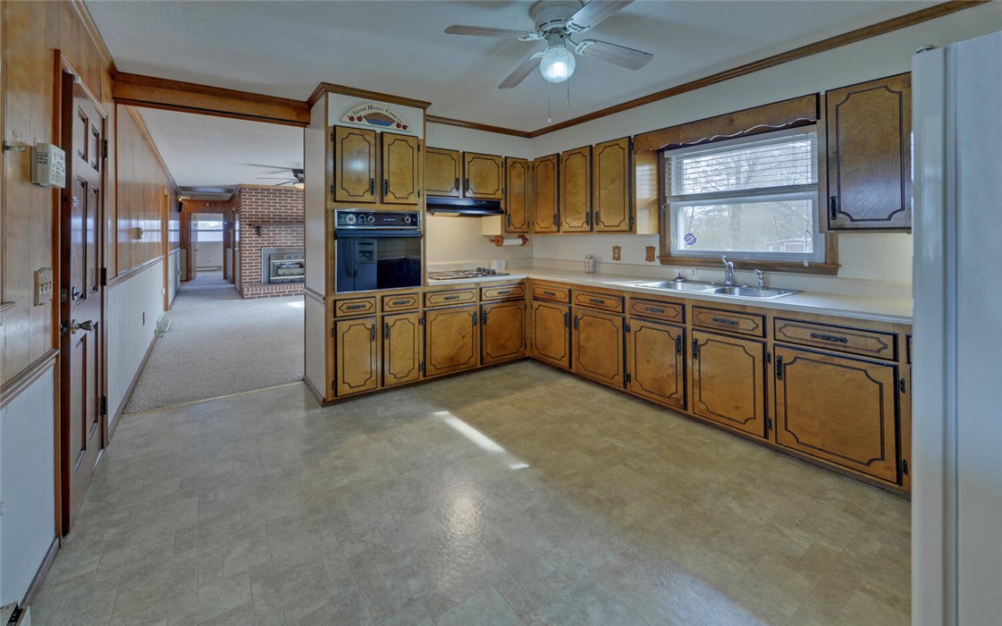 209 Lloyd Drive Anderson, SC 29621 - Photo 14 of 41