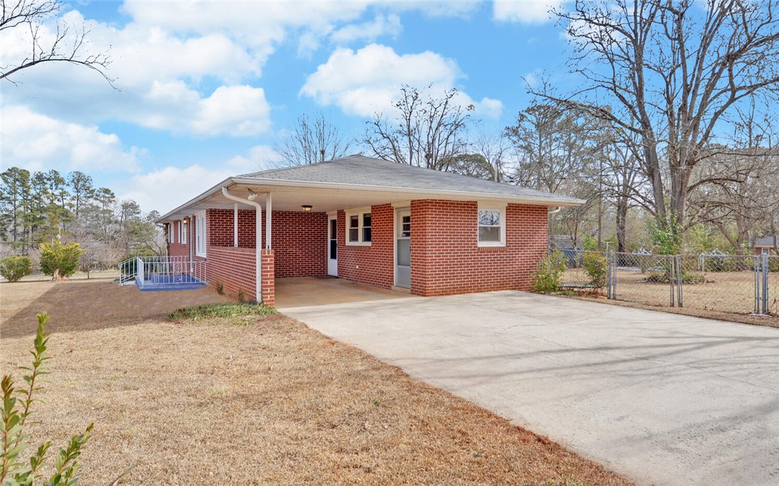 209 Lloyd Drive Anderson, SC 29621 - Photo 39 of 41