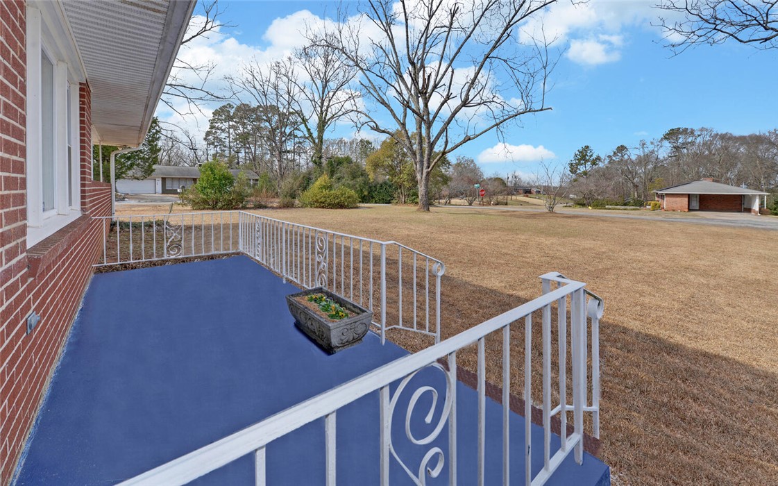 209 Lloyd Drive Anderson, SC 29621 - Photo 5 of 41