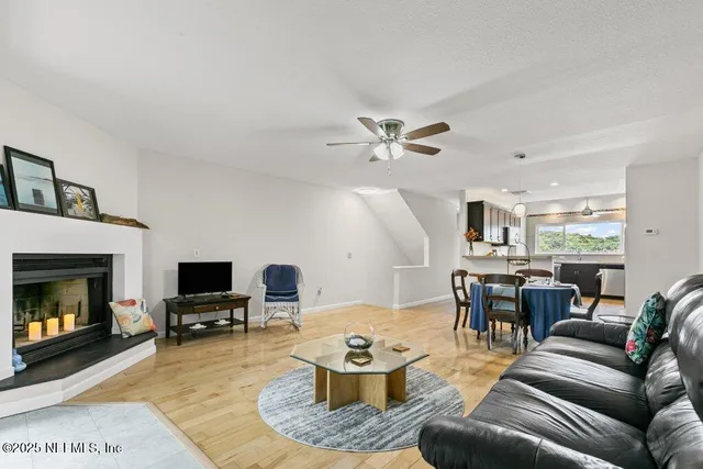 $673,000 | 2133 Seminole Road, Unit 4, Atlantic Beach, FL 32233