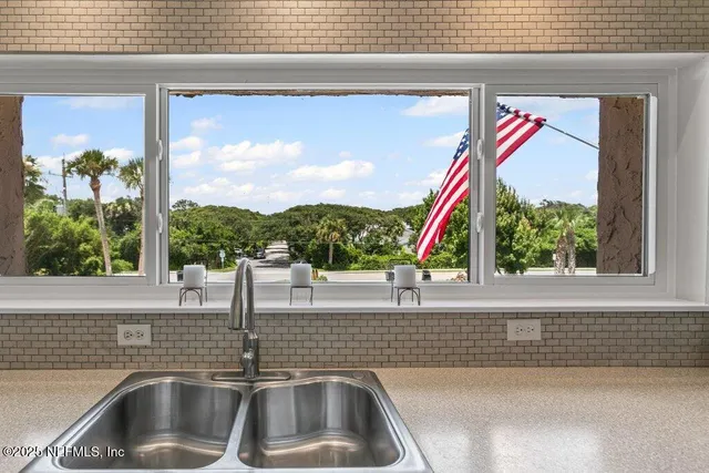 $673,000 | 2133 Seminole Road, Unit 4, Atlantic Beach, FL 32233