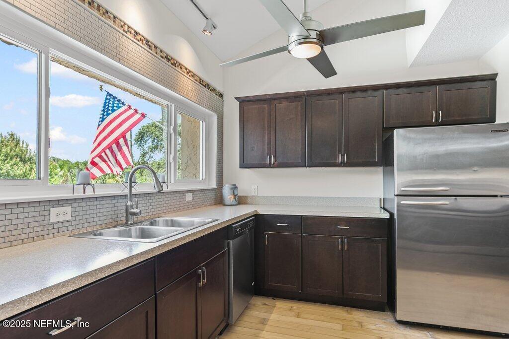 2133 Seminole Road, Unit 4 Atlantic Beach, FL 32233 - Photo 30 of 72 053-2133SeminoleRoad-4-AtlanticBeach-FL-