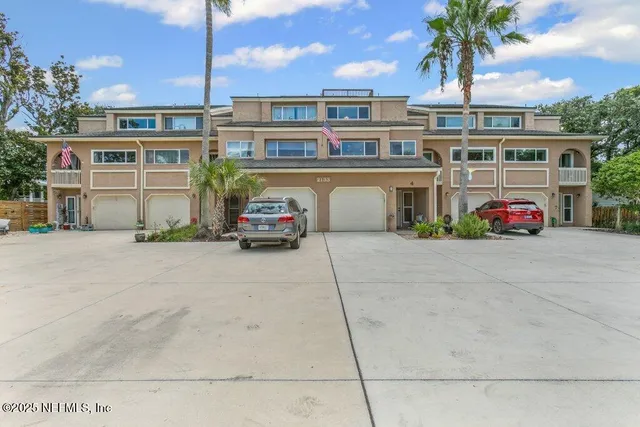 $673,000 | 2133 Seminole Road, Unit 4, Atlantic Beach, FL 32233