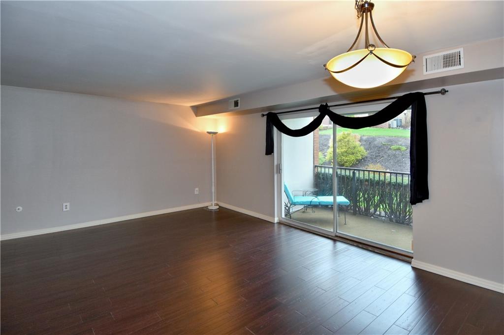 551 Sloop Road, Unit 55 Pittsburgh, PA 15237 - Photo 9 of 24 Gallery Image 9