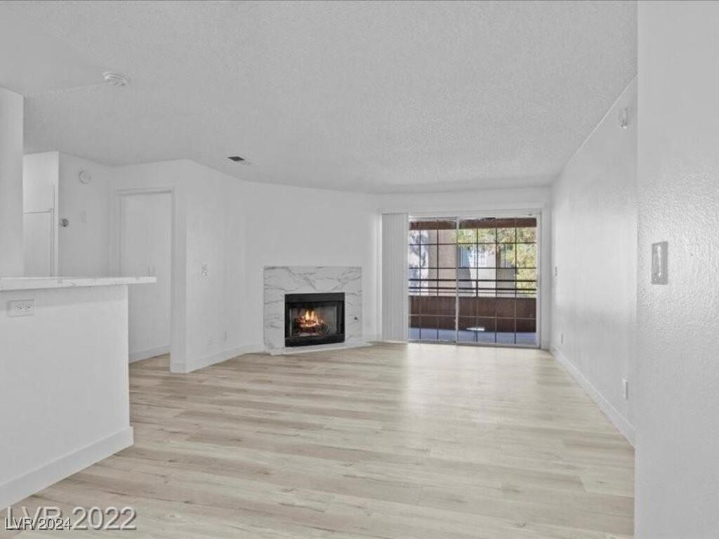 2200 South Fort Apache Road, Unit 2156 Las Vegas, NV 89117 - Photo 4 of 37