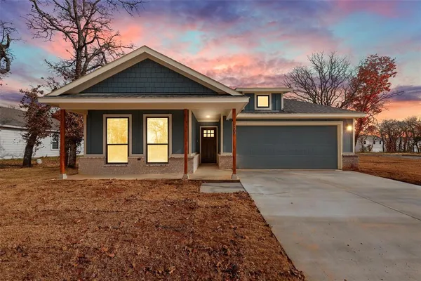 $275,000 | 456 Peace Lily Way, Tolar, TX 76476