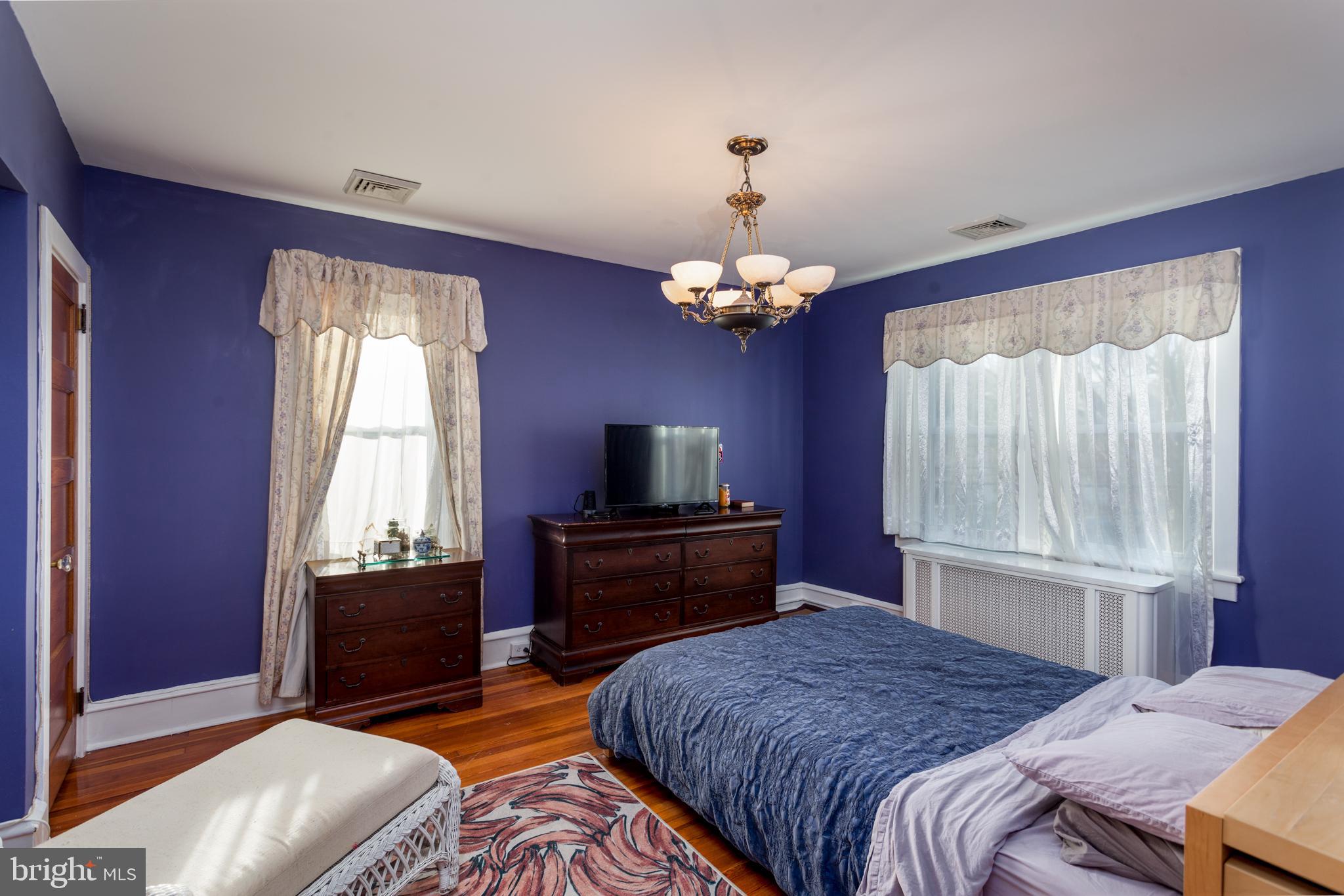 121 Ryers Avenue Cheltenham, PA 19012 - Photo 10 of 29 Main Bedroom