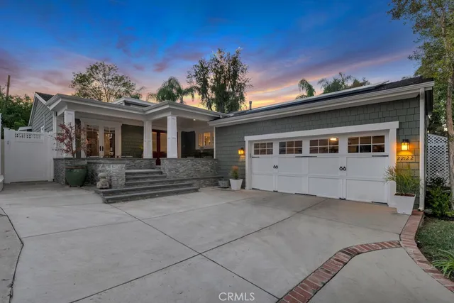 $1,299,000 | 22122 Ave Morelos, Woodland Hills, CA 91364