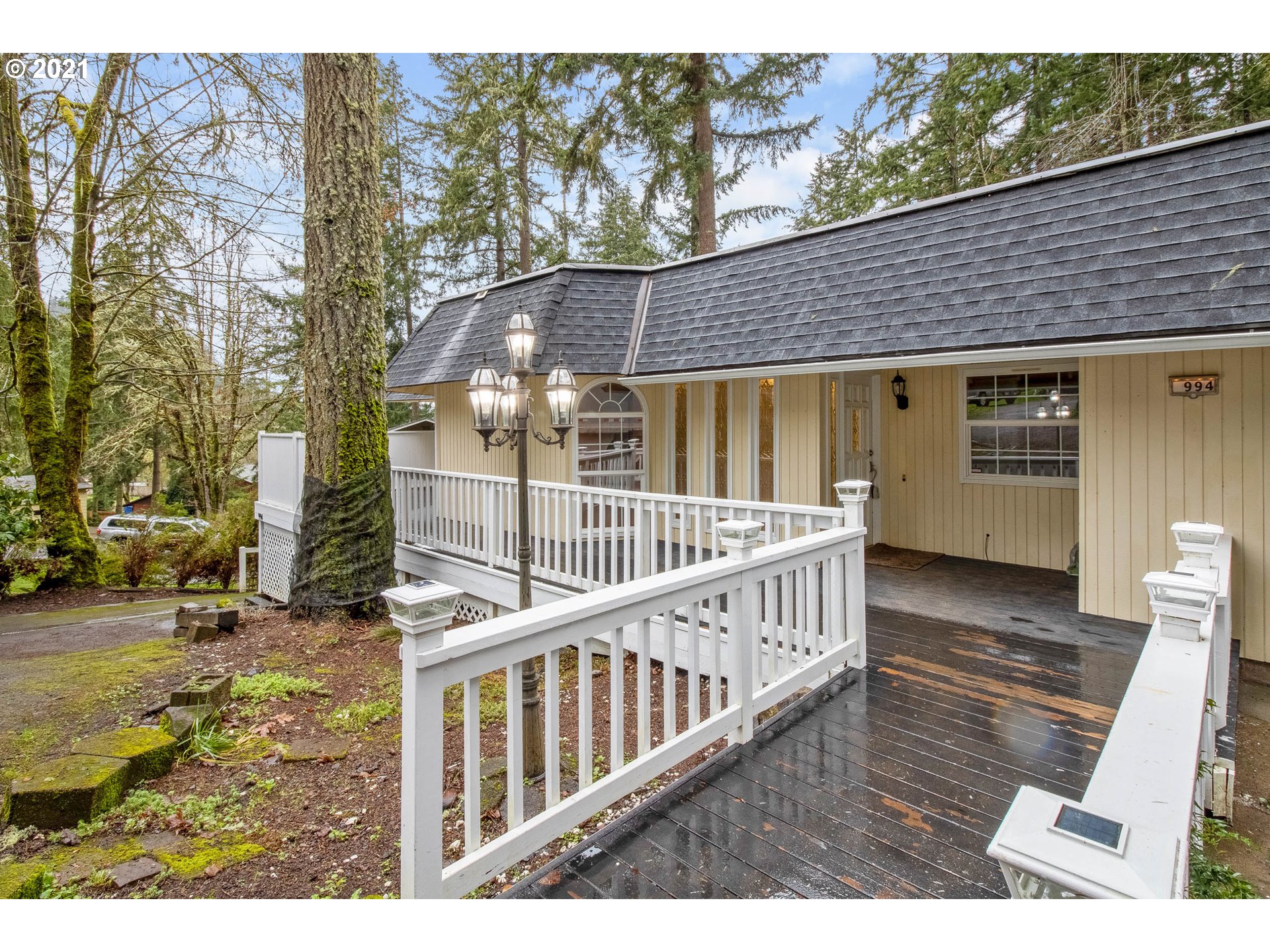 994 South 71st Street Springfield, OR 97478 - Photo 2 of 29 Gallery Image 2