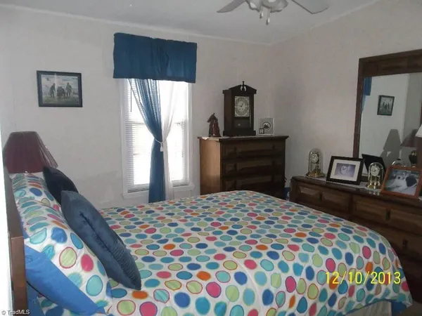 $199,900 | 43 Wolf Creek Lane, Ararat, VA 24053