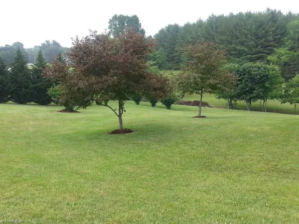 $199,900 | 43 Wolf Creek Lane, Ararat, VA 24053