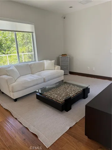 $15,000 | 16424 Marbro Drive, Encino, CA 91436