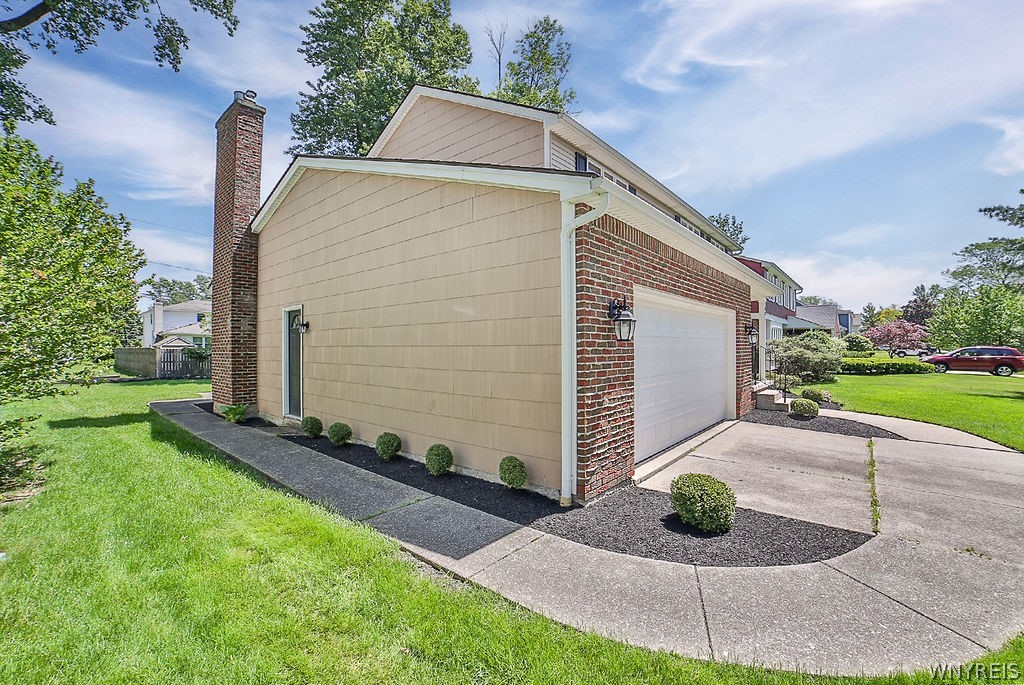 281 Ranch Trail Amherst, NY 14221 - Photo 3 of 47