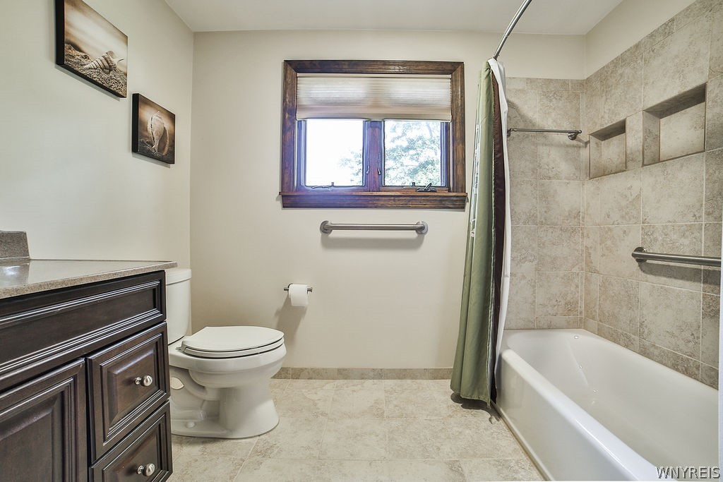 281 Ranch Trail Amherst, NY 14221 - Photo 33 of 47