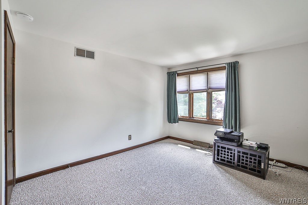 281 Ranch Trail Amherst, NY 14221 - Photo 38 of 47