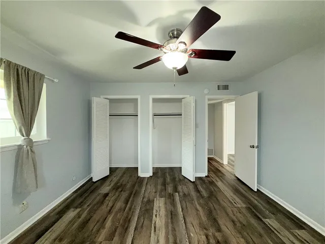 $2,650 | 312 East Broadway Avenue, Portland, TX 78374