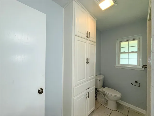 $2,650 | 312 East Broadway Avenue, Portland, TX 78374