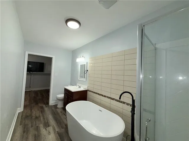 $2,650 | 312 East Broadway Avenue, Portland, TX 78374