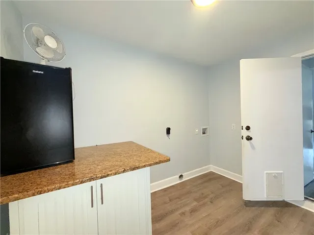 $2,650 | 312 East Broadway Avenue, Portland, TX 78374