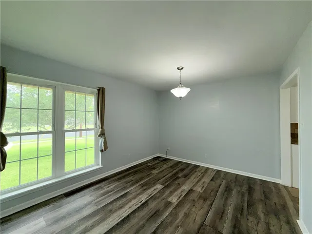 $2,650 | 312 East Broadway Avenue, Portland, TX 78374