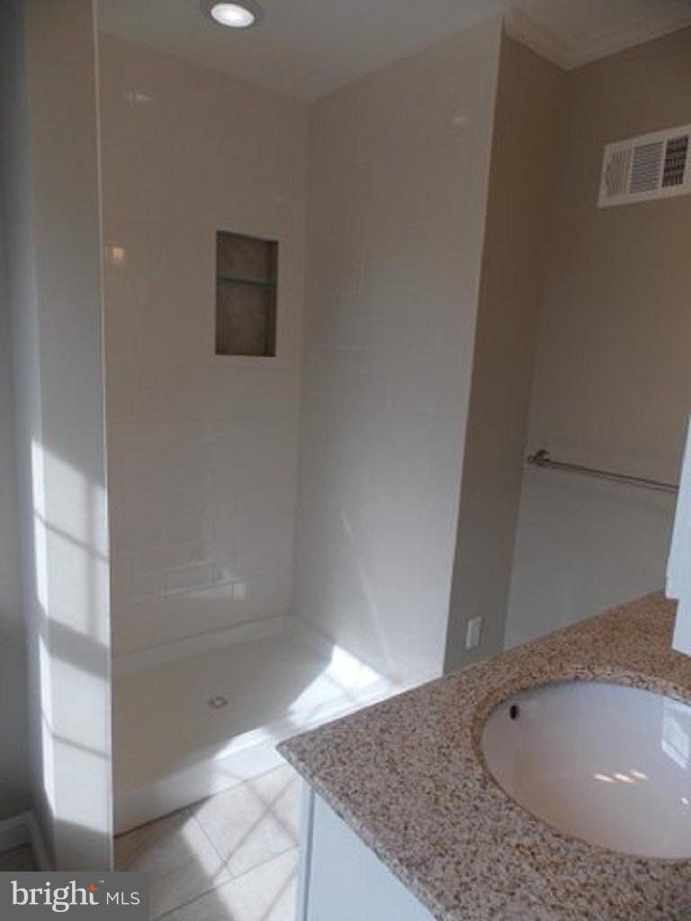 202 Calvert Court Stevensville, MD 21666 - Photo 23 of 30 TIled Shower