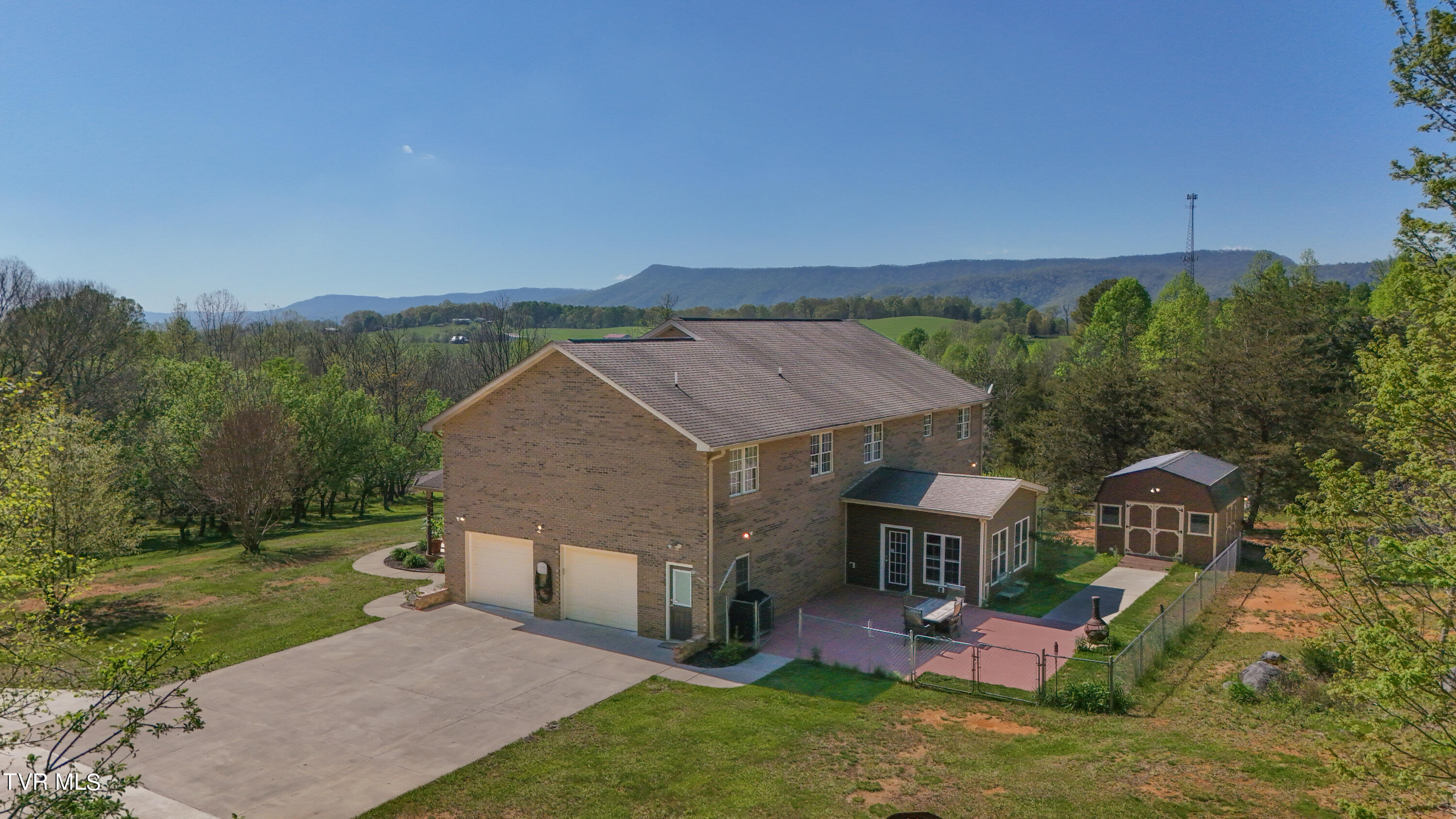 100 Crenshaw Way Chuckey, TN 37641 - Photo 14 of 98 dji_fly_20240419_160236_0534_17135516329