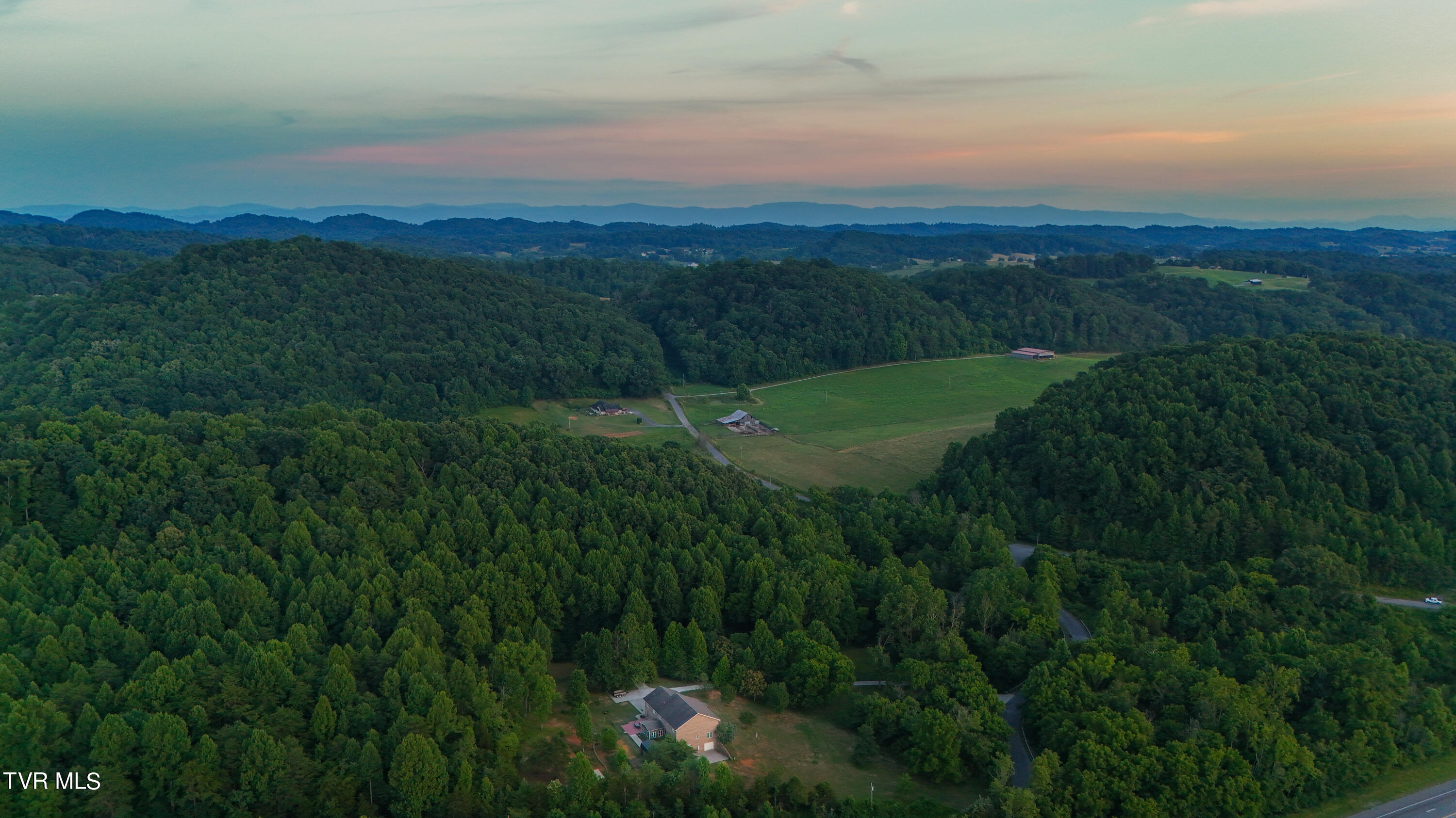 100 Crenshaw Way Chuckey, TN 37641 - Photo 69 of 98 DJI_20240703205826_0665_D