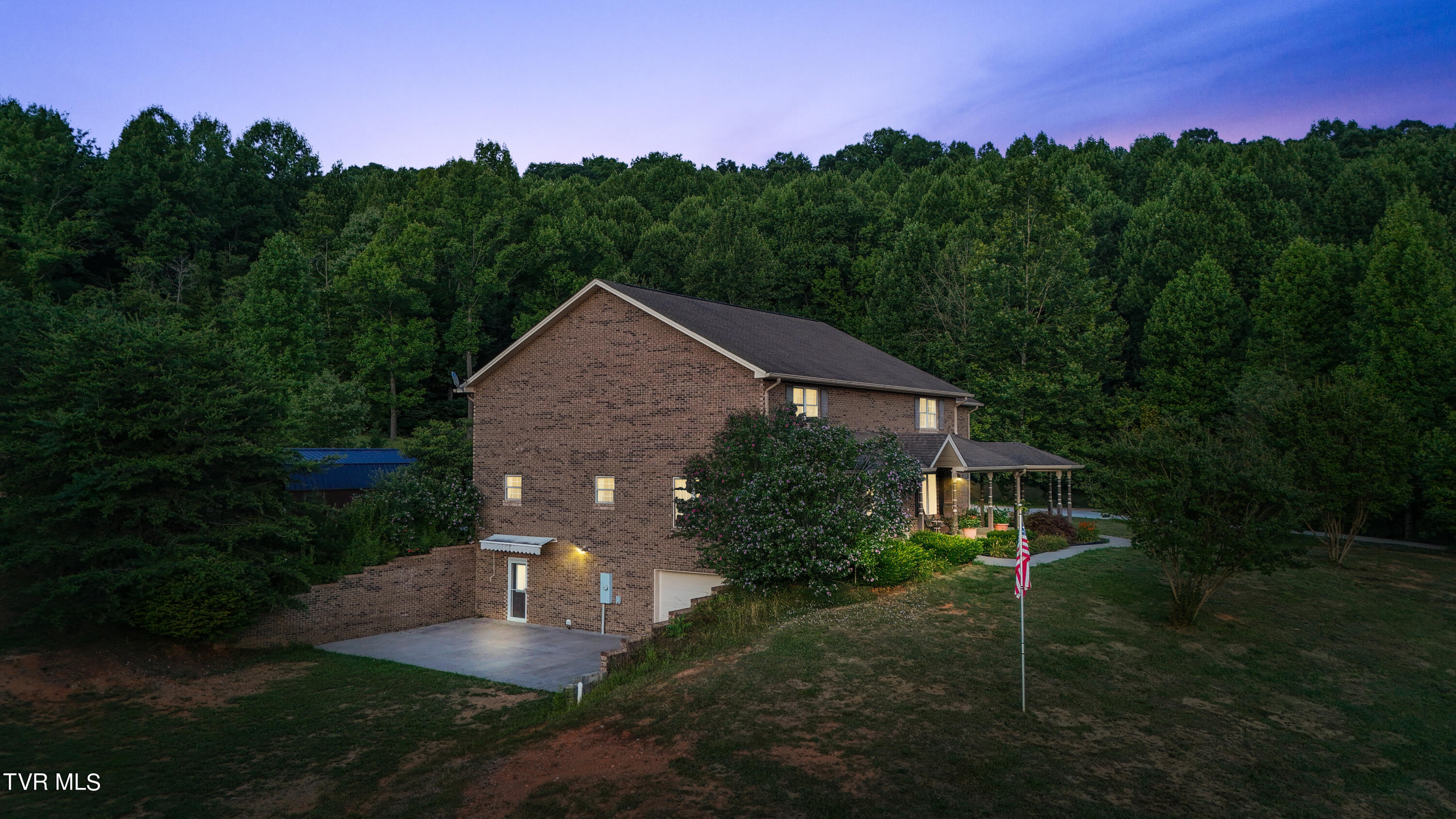 100 Crenshaw Way Chuckey, TN 37641 - Photo 72 of 98 DJI_20240703210921_0687_D_2