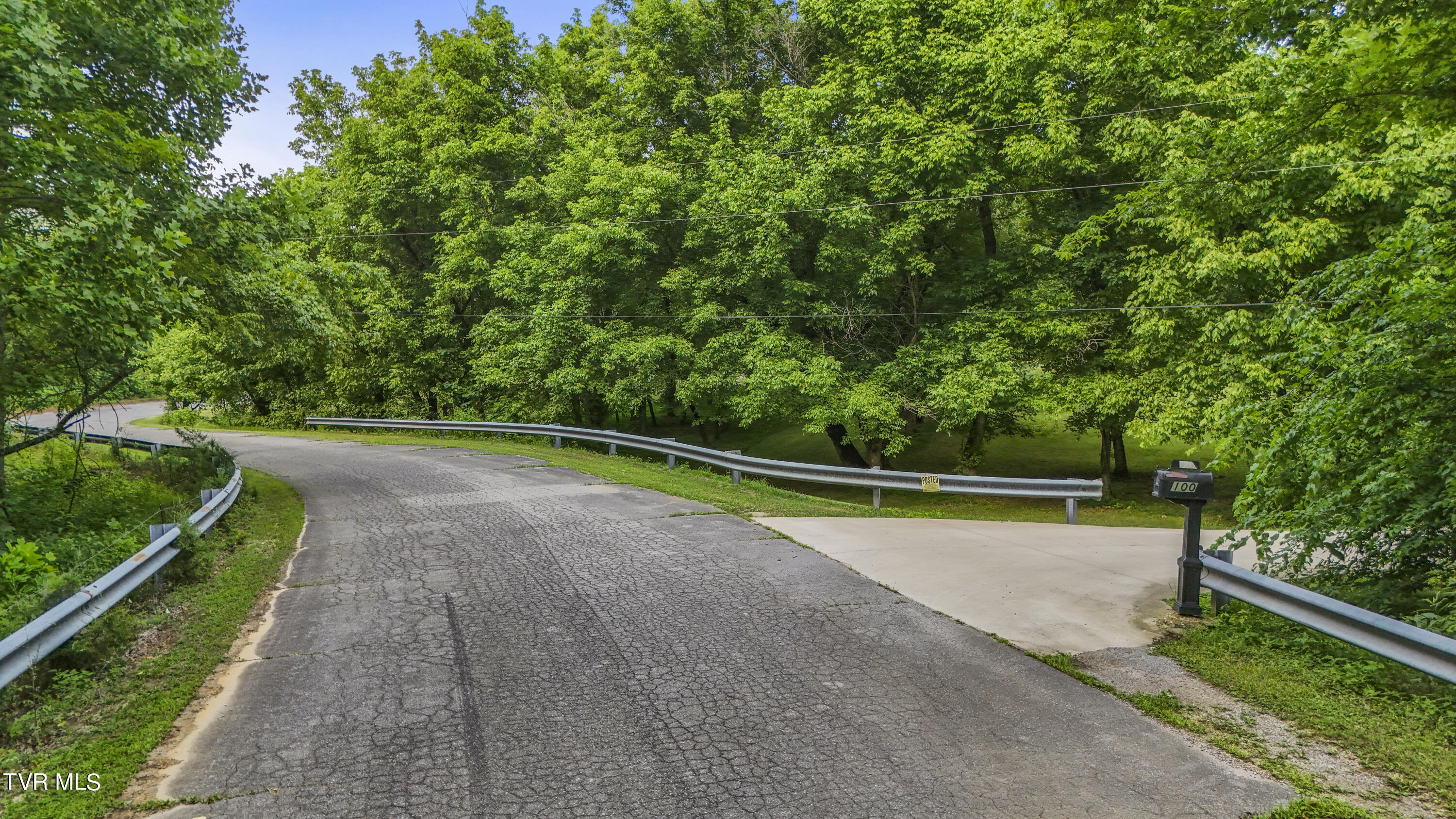 100 Crenshaw Way Chuckey, TN 37641 - Photo 76 of 98 DJI_20240708173244_0731_D