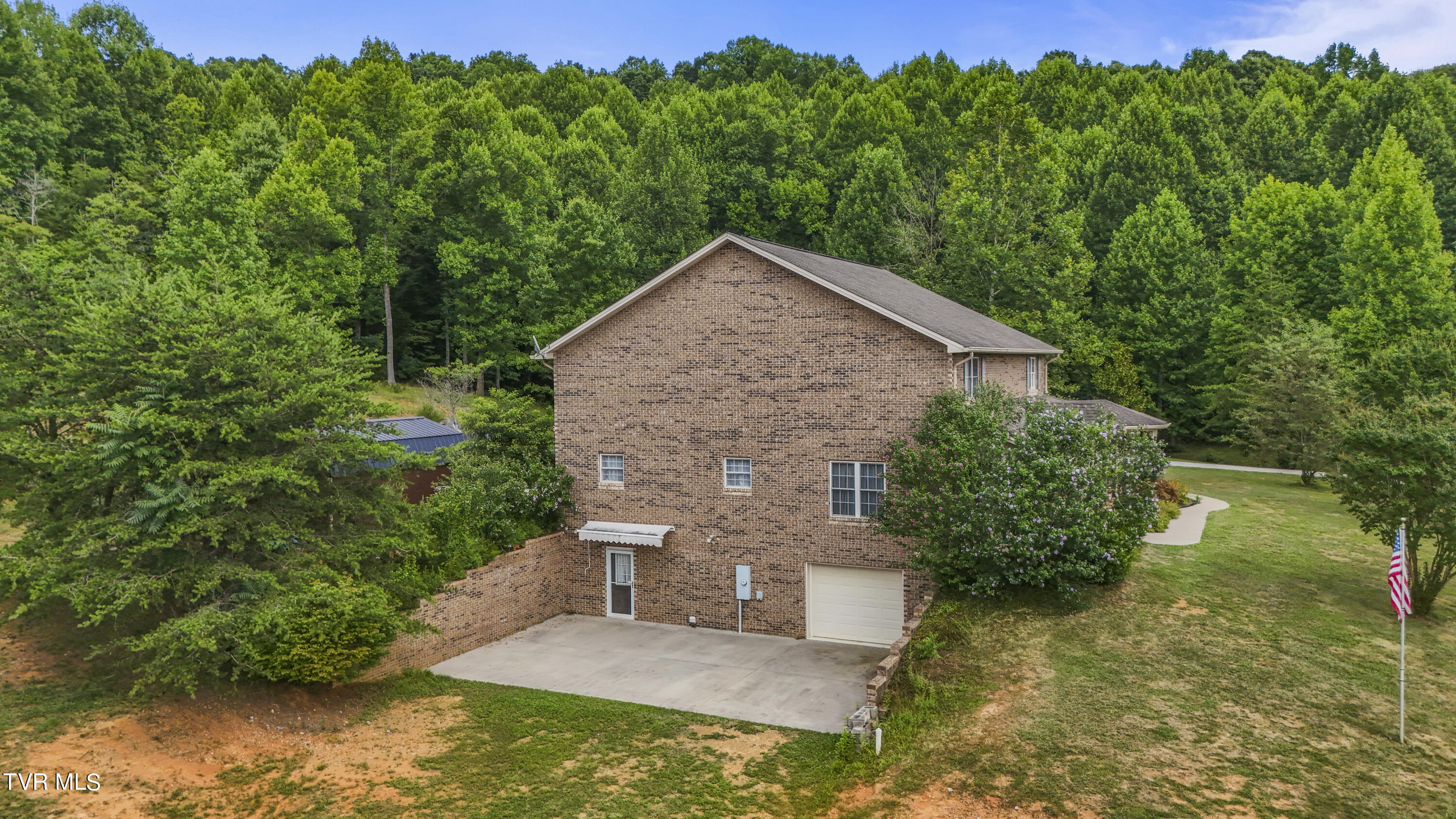 100 Crenshaw Way Chuckey, TN 37641 - Photo 78 of 98 DJI_20240708173406_0740_D