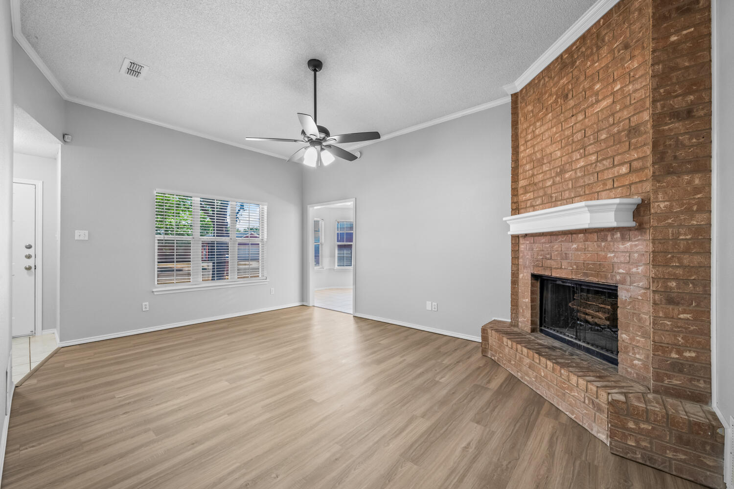 2222 96th Street Lubbock, TX 79423 - Photo 3 of 32 2222 96th St-22