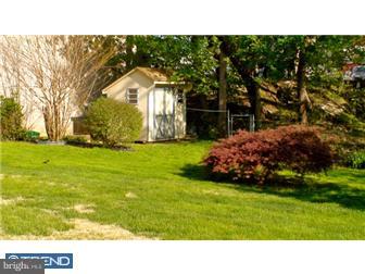 1319 Valley Road Woodlyn, PA 19094 - Photo 3 of 12 Exterior Back
