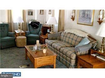 1319 Valley Road Woodlyn, PA 19094 - Photo 6 of 12 Living Room