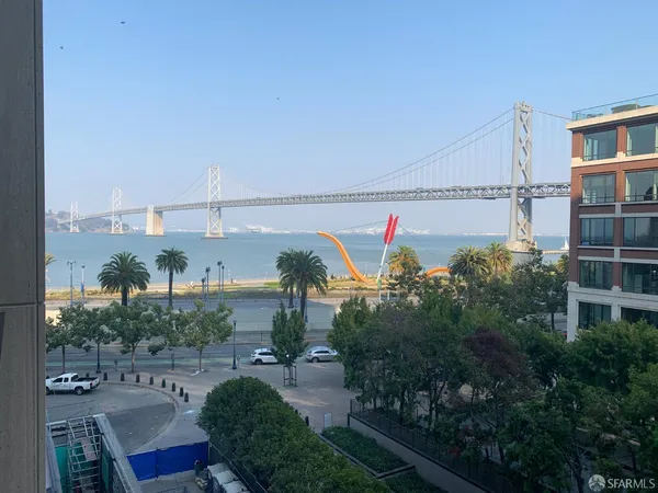 $9,500 | 1 Steuart Street, Unit 404, San Francisco, CA 94105