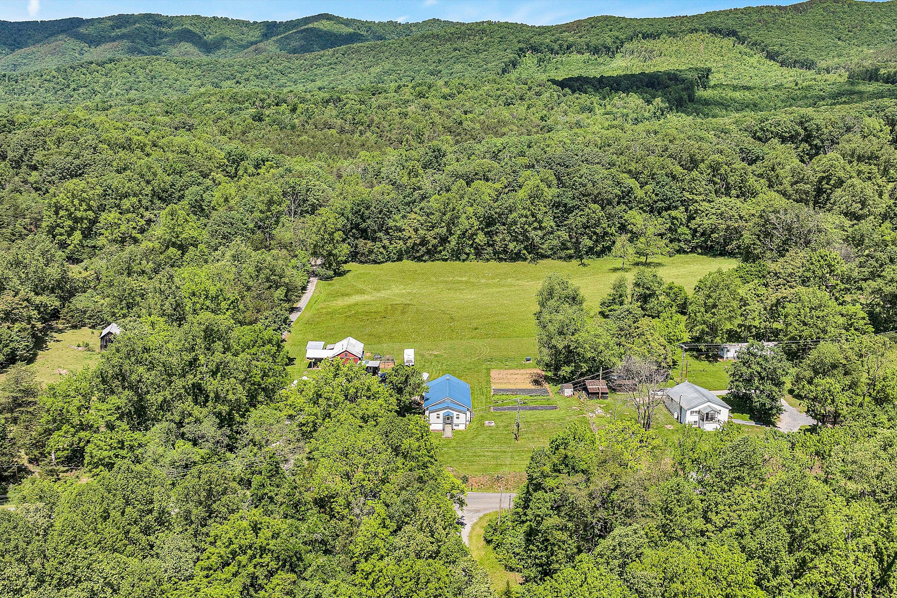 723 White Church Road Fincastle, VA 24090 - Photo 30 of 35 35-SGM-0384