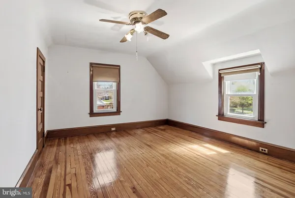 $295,000 | 61 North Columbia Street, Woodbury, NJ 08096