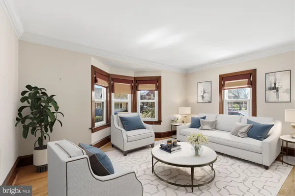 $295,000 | 61 North Columbia Street, Woodbury, NJ 08096