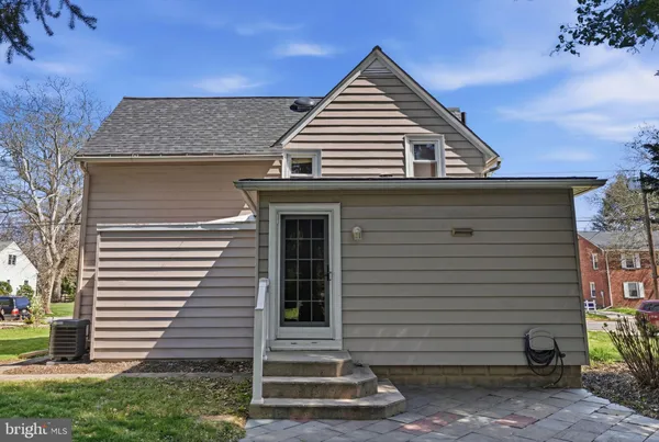 $295,000 | 61 North Columbia Street, Woodbury, NJ 08096