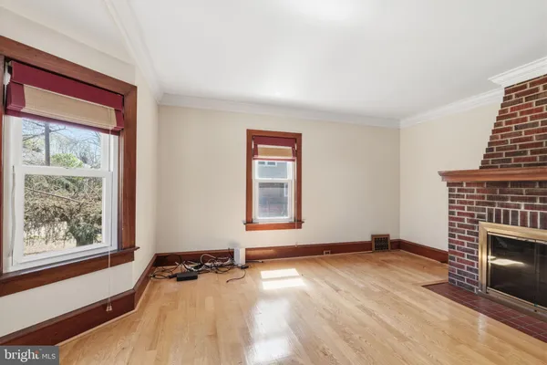 $295,000 | 61 North Columbia Street, Woodbury, NJ 08096