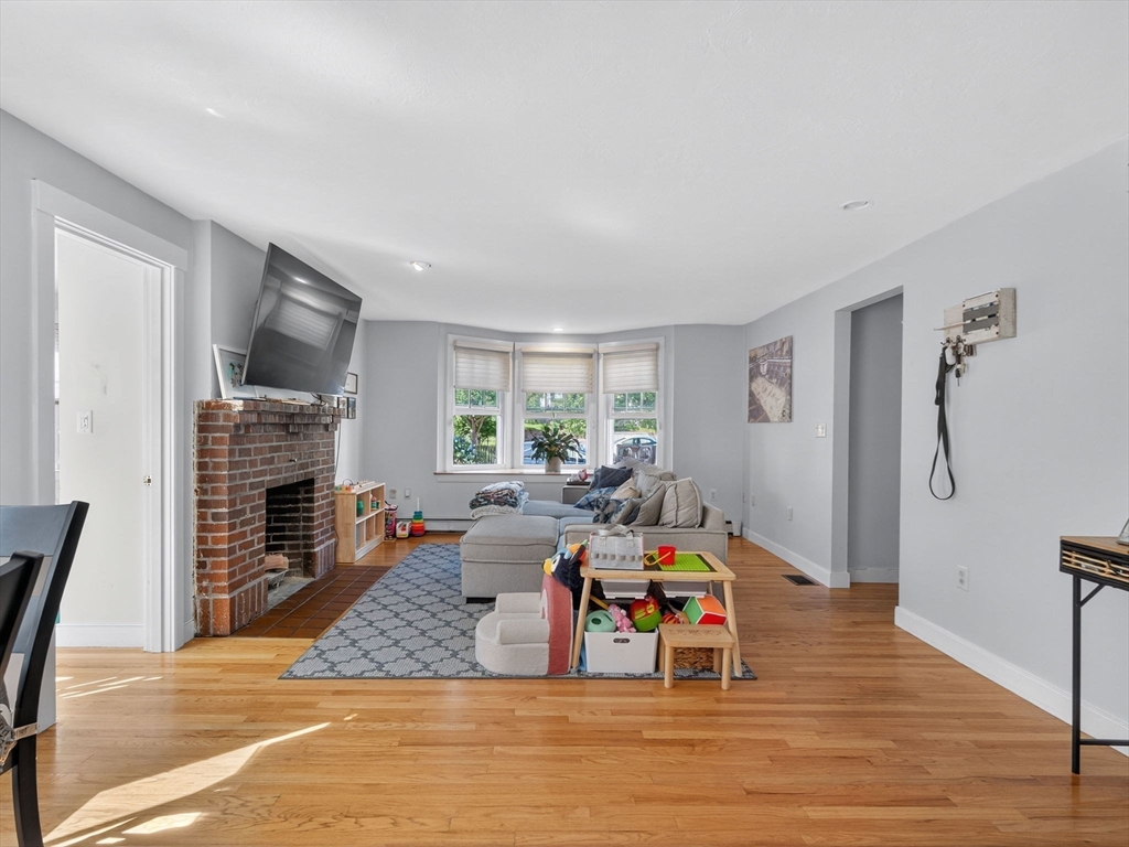 135 Russett Road, Unit 1 Boston, MA 02132 - Photo 10 of 28 Gallery Image 10