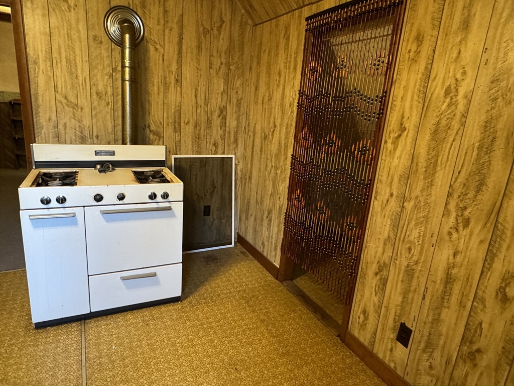 5 Beckman Street Worcester, MA 01607 - Photo 19 of 34 Gallery Image 19