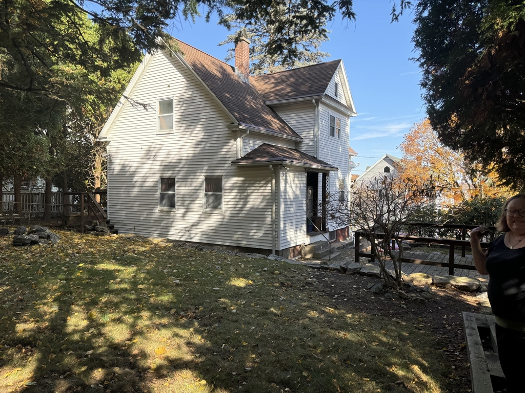 5 Beckman Street Worcester, MA 01607 - Photo 3 of 34 Gallery Image 3