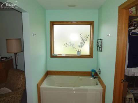 19112 Tipsico Lake Road Fenton, MI 48430 - Photo 13 of 18 20400207-12.JPG