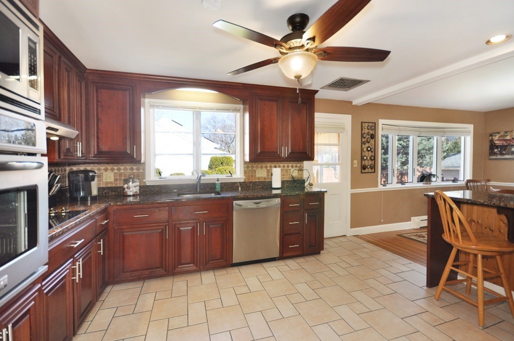 385 Ridge Street Arlington, MA 02474 - Photo 18 of 42
